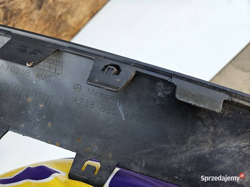 MERCEDES W238 AMG DYFUZOR SPOILER ZDERZAKA TYŁ wielkopolskie Międzychód