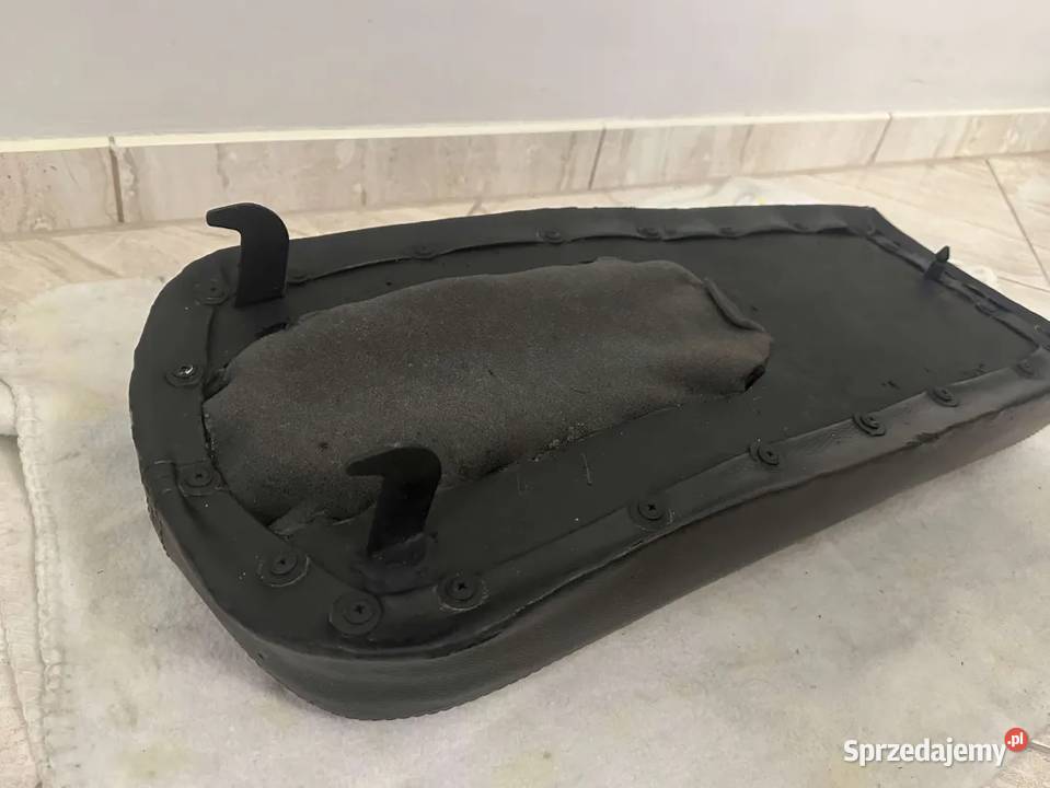 siedzenie WSK garbuska gąbka odlewana Tolkmicko