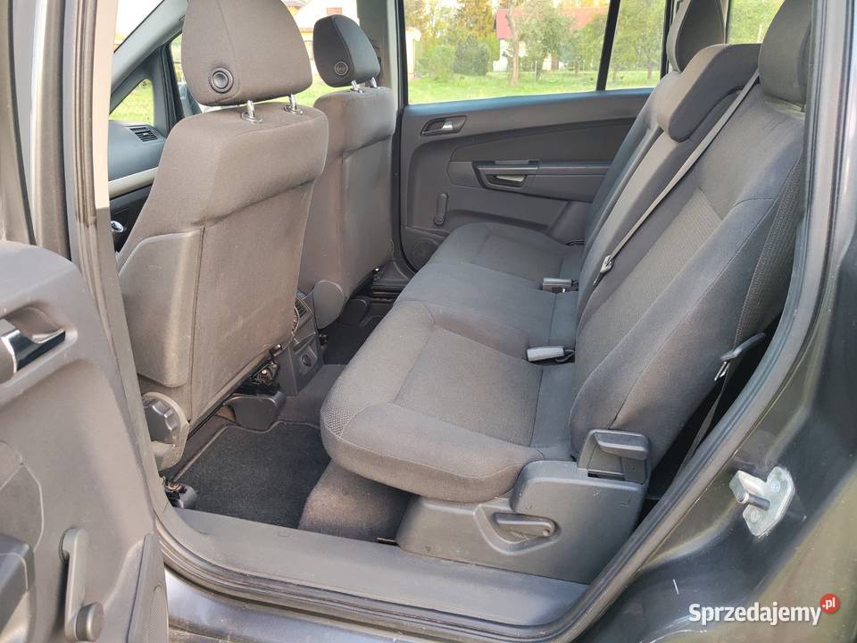Opel Zafira 16 115 7osobowa klima idealny stan z Krosno
