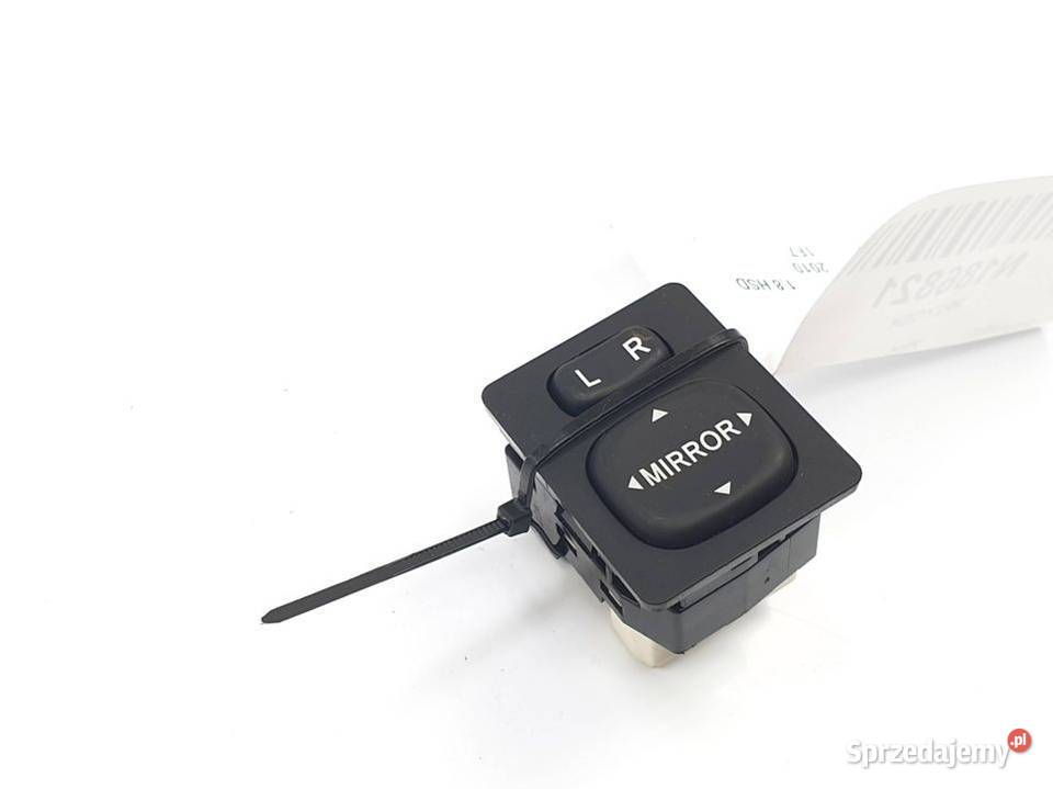 PRZYCISK TOYOTA PRIUS III 769746C Lipno