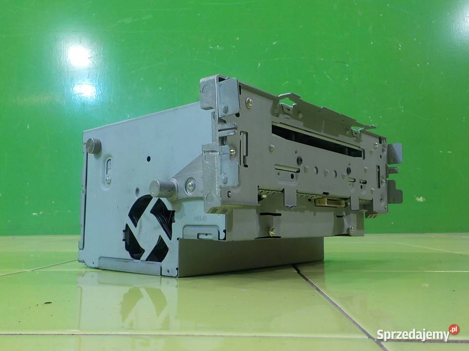 MERCEDES A W176 15r HB 5D radio A2469008214 Suków