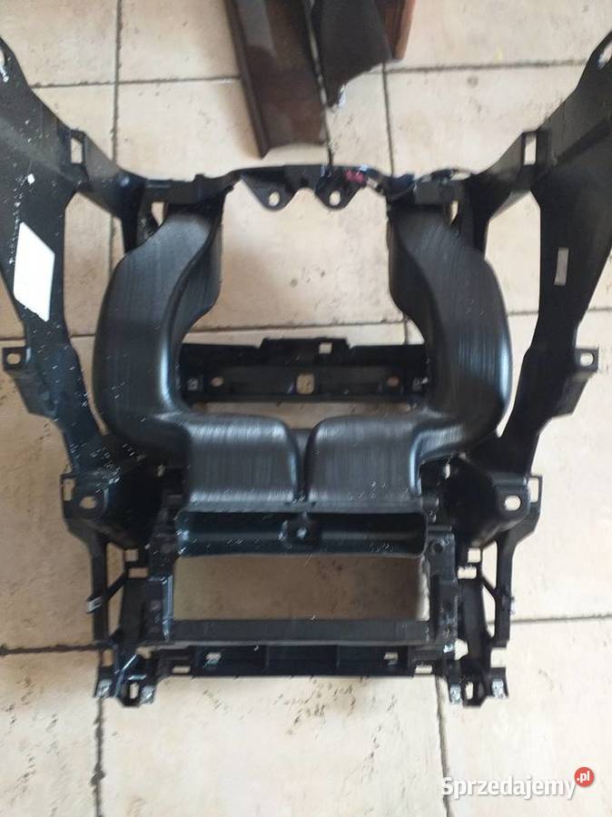 LAND ROVER SPORT l320 STELAŻ OBUDOWA osobowe Zielona Góra sprzedam