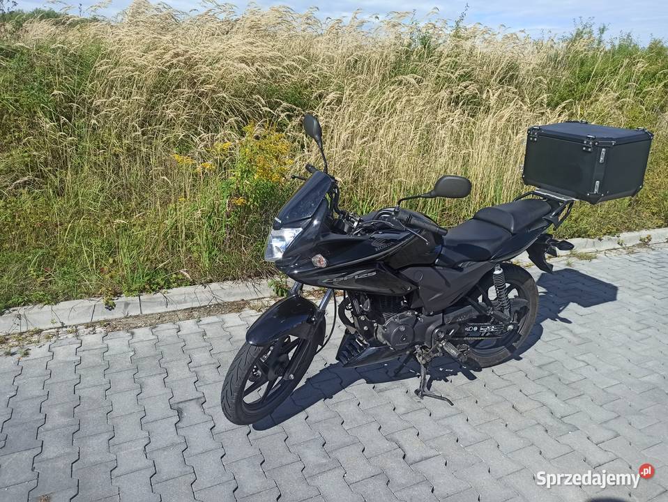 Honda CBF 125 M 3 ccm mały przebieg polski salon Sławków sprzedam