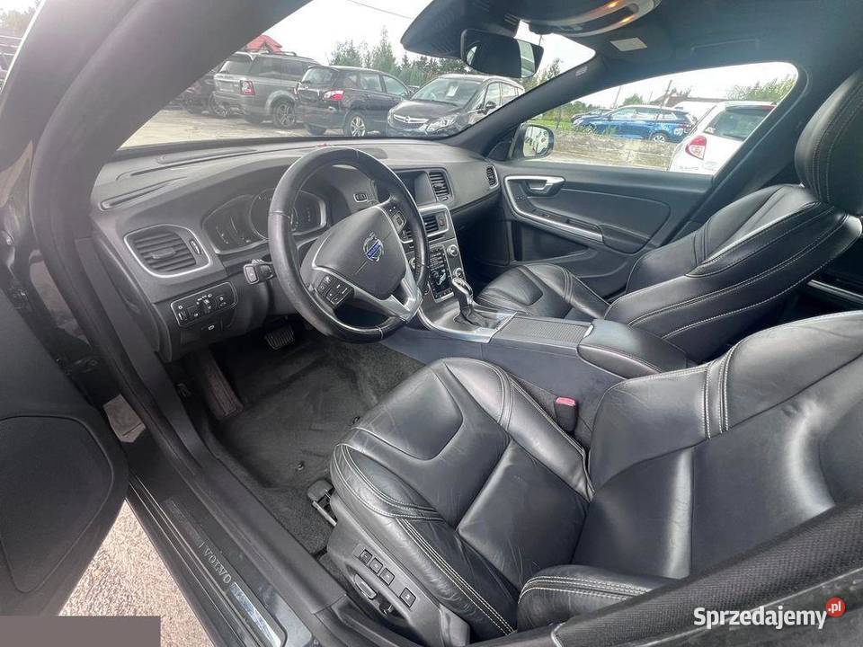 Volvo S60 PLATINUM 20 benzyna 306 2015r 177000km Pułtusk