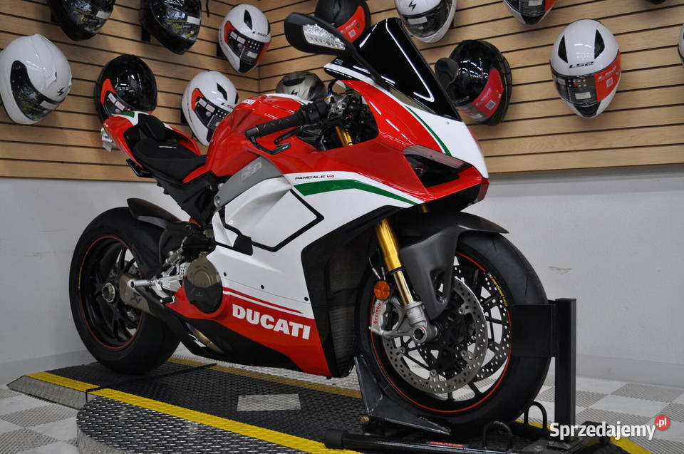2018 Ducati Panigale V4 CONTACT US ME WHATSAPP Wrocław