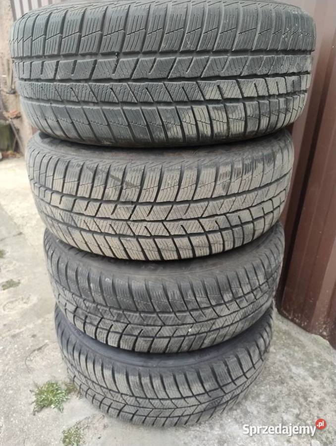 Komplet kół zimowych Mercedes 26560 R16 102V XL