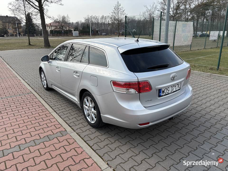 Toyota Avensis t27 18 benzyna 2009r Ostrołęka