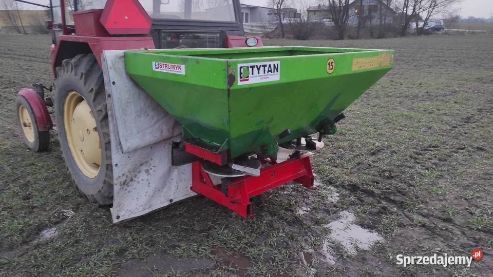 rozsiewacz nawozu Strumyk Tytan 600l Kostrzyn