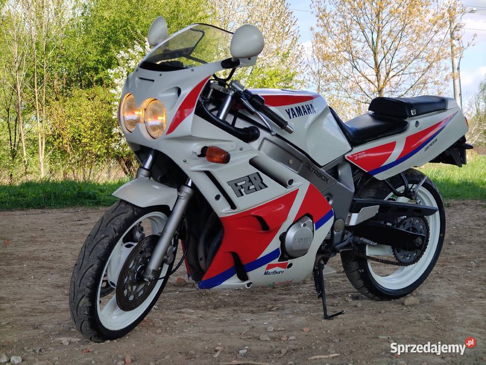 Yamaha fzr 600 Genesis Klasyk Motocykle, skutery, quady Rzeszów sprzedam