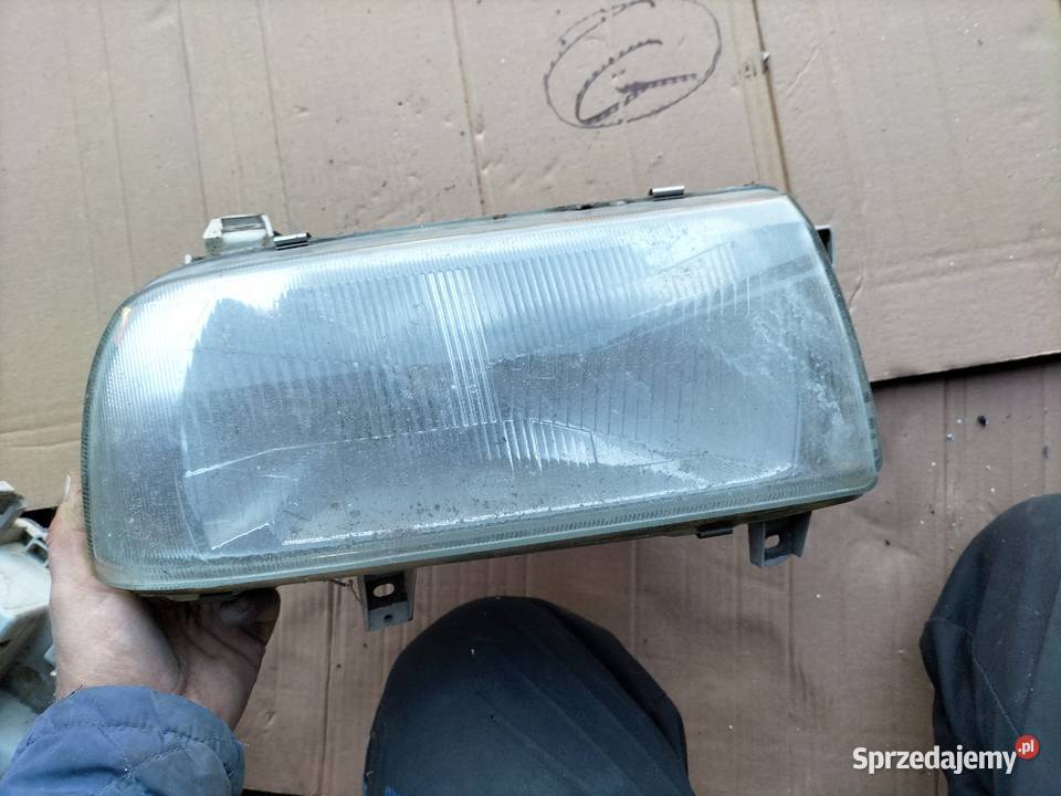 WENTO LAMPA PRZÓD PRZEDNIA PRAWA osobowe Kamień-Kolonia sprzedam