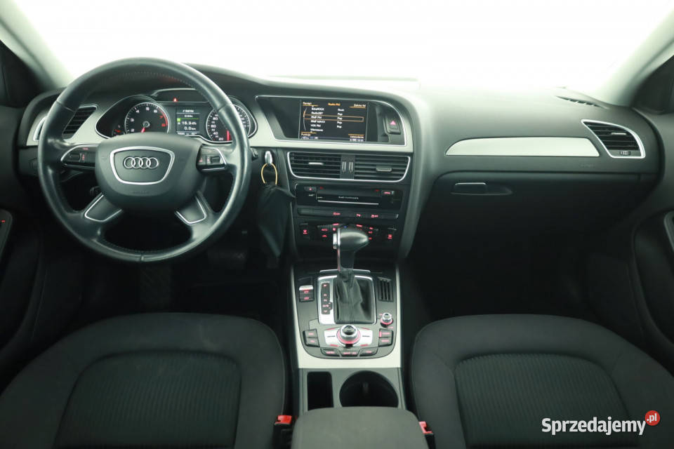 Audi A4 18 TFSI relingi dachowe A4 Piaseczno