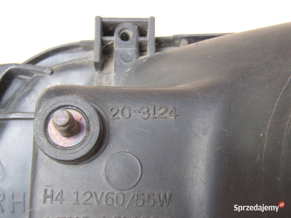 LAMPA PRZEDNIA PRAWA NISSAN SUNNY N14 9096r Mysłaków
