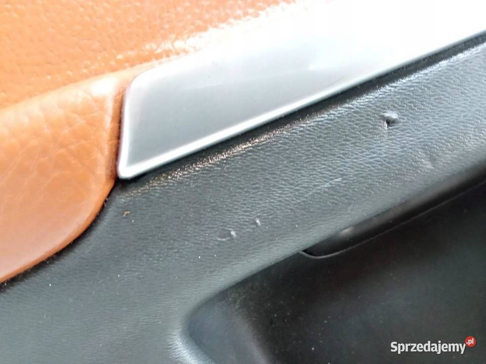 TAPICERKA BOCZEK LEWY TYŁ SKÓRA BRĄZ Volvo V60 I świętokrzyskie sprzedam
