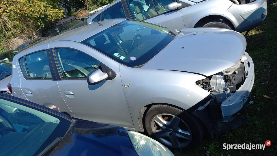 Dacia Sandero LIFT z częsciami do naprawy elektrochrom. lusterka boczne Sandero Kalisz sprzedam