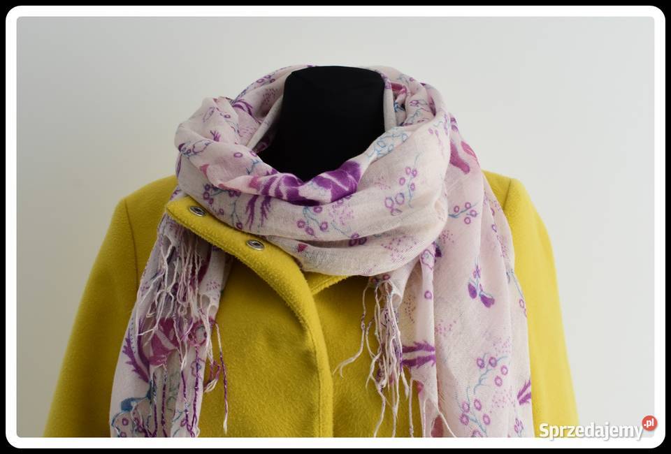 Wiosenna chusta z frędzlami lekka różowa w Płock