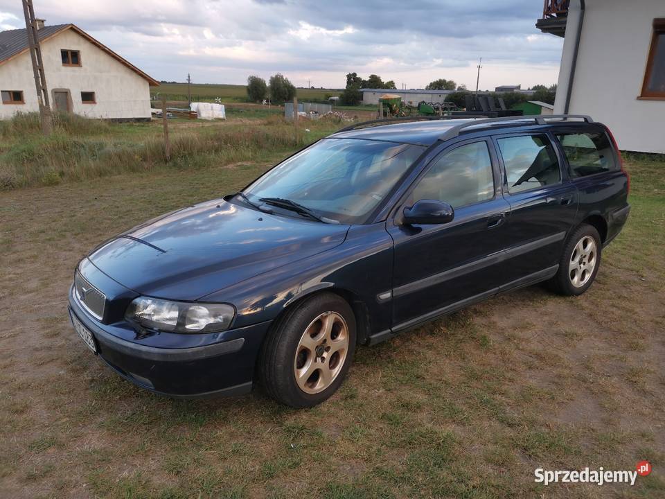 Volvo v70 2001r 24 benzyna manial 2435cm3 Ostrowite