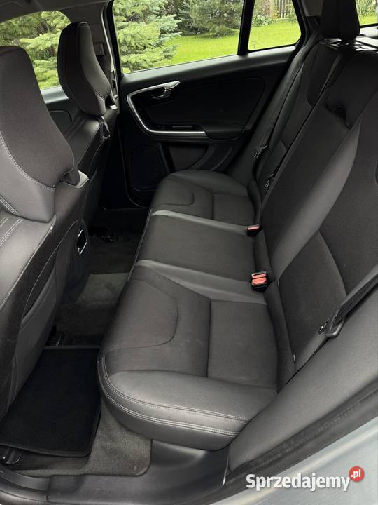 Volvo v60 d4 181