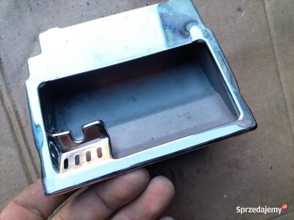 AUDI A6C5 4B0857951 WKŁAD POPIELNICZKI PRZÓD sprzedam