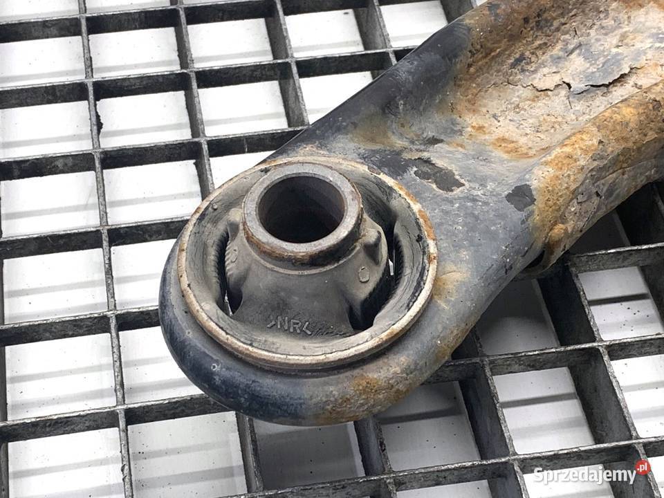 WAHACZ PRAWY PRZÓD TOYOTA YARIS III Hatchback