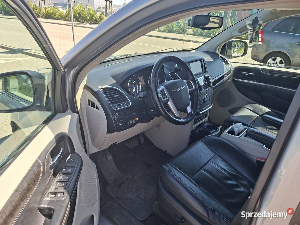 CHRYSLER TOWN COUNTRY LIMITED 2013R 36 LPG FULL kupiony w Polsce Wrocław