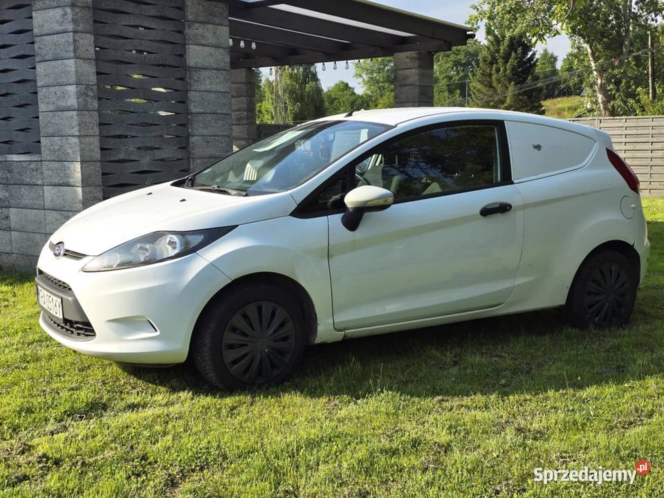 SPRZEDAM FORD FIESTA VAN 14 TDCi 2012 Motoryzacja małopolskie Dojazdów sprzedam