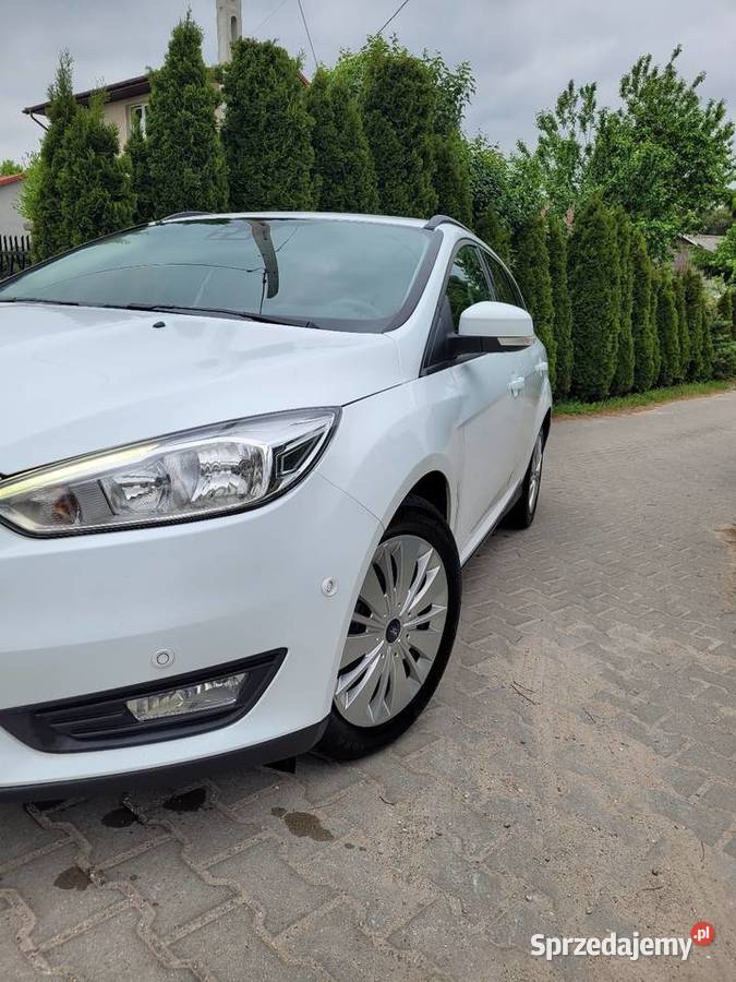 Ford Focus Mk3 10 Ecoboost Rok produkcji 2016 Samochody osobowe Kielce