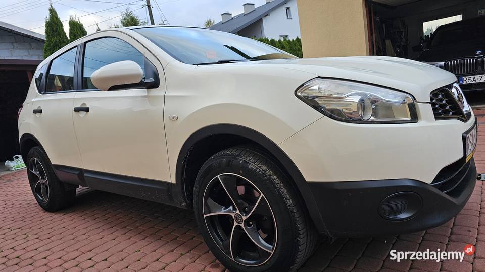 Nissan Qashqai 16 117 2012r z Gazem LPG z Włoch 1598cm3 Zarszyn sprzedam