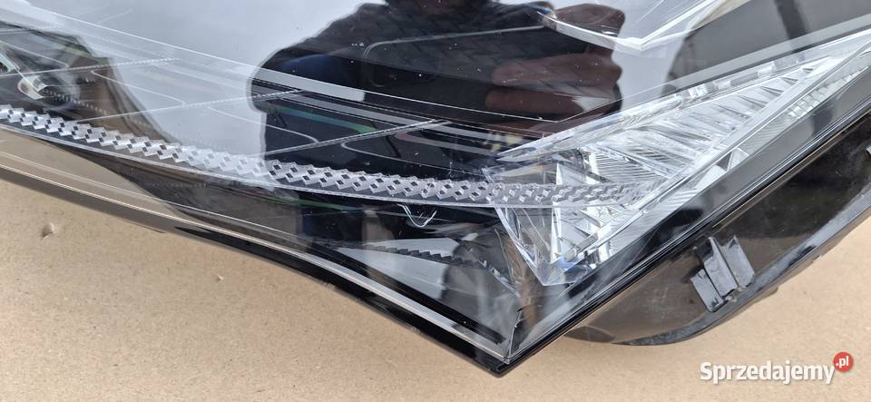 SKODA ENYAQ REFLEKTOR LEWY FULL LED LAMPA LEWA Bieleń