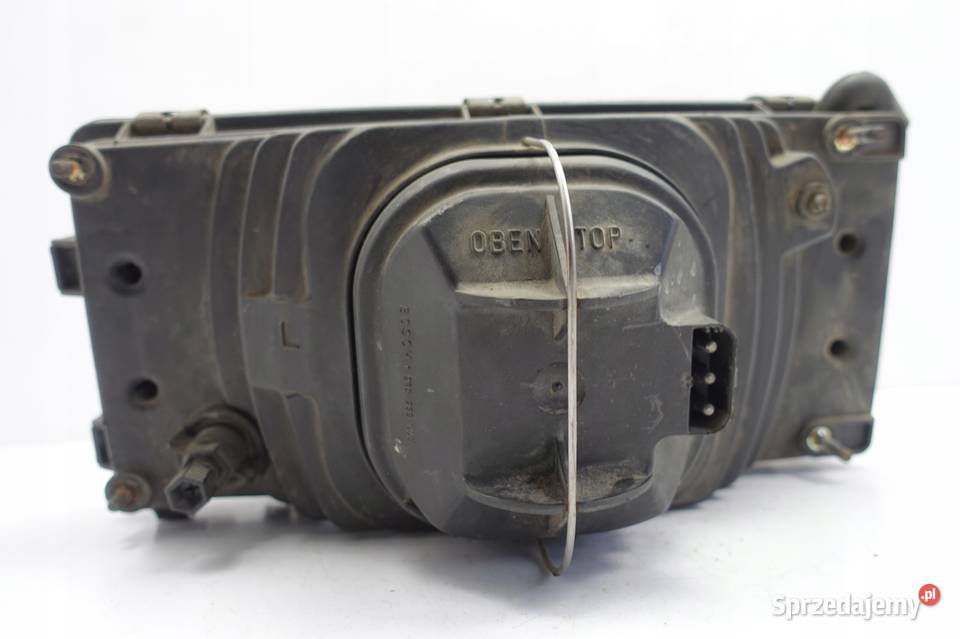 Volvo 740 760 PRZEDNIA LAMPA prawa EUROPA 3 piny Janów