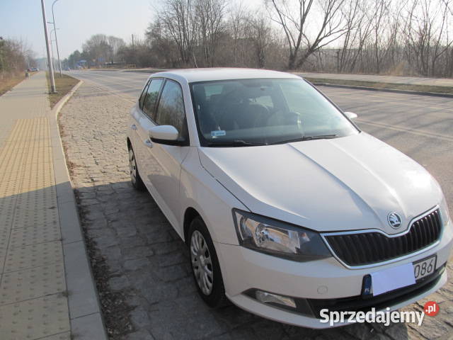 Skoda Fabia benzyna 110 z salonu świętokrzyskie Ostrowiec Świętokrzyski
