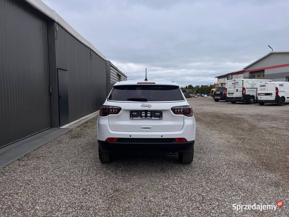Jeep Compass II 20 Sport 2023r2004x4 2l benzyna welurowa tapicerka Compass Ślesin