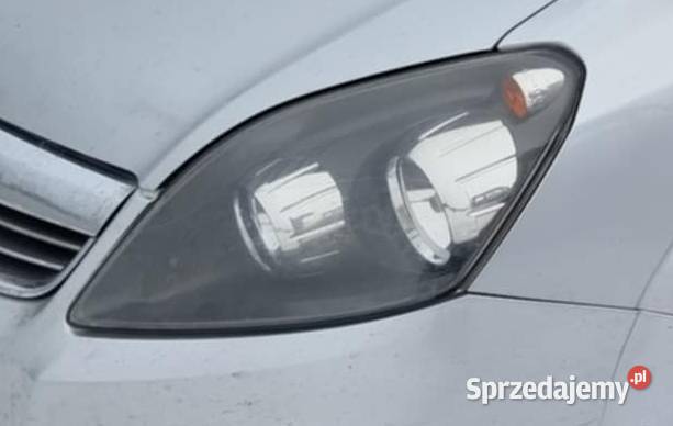 lampa przednia przód lampy przednie Opel Zafira Bodzentyn sprzedam