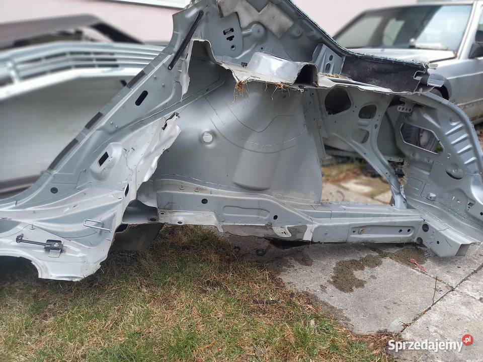 Błotnik ćwiartka mercedes w 221 Łódź