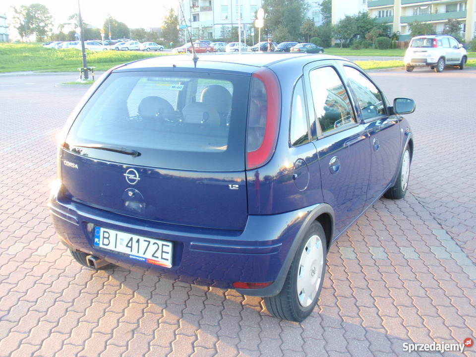 Opel Corsa C 12 Benzyna 2004 Klima Alarm centr 4/5 Białystok