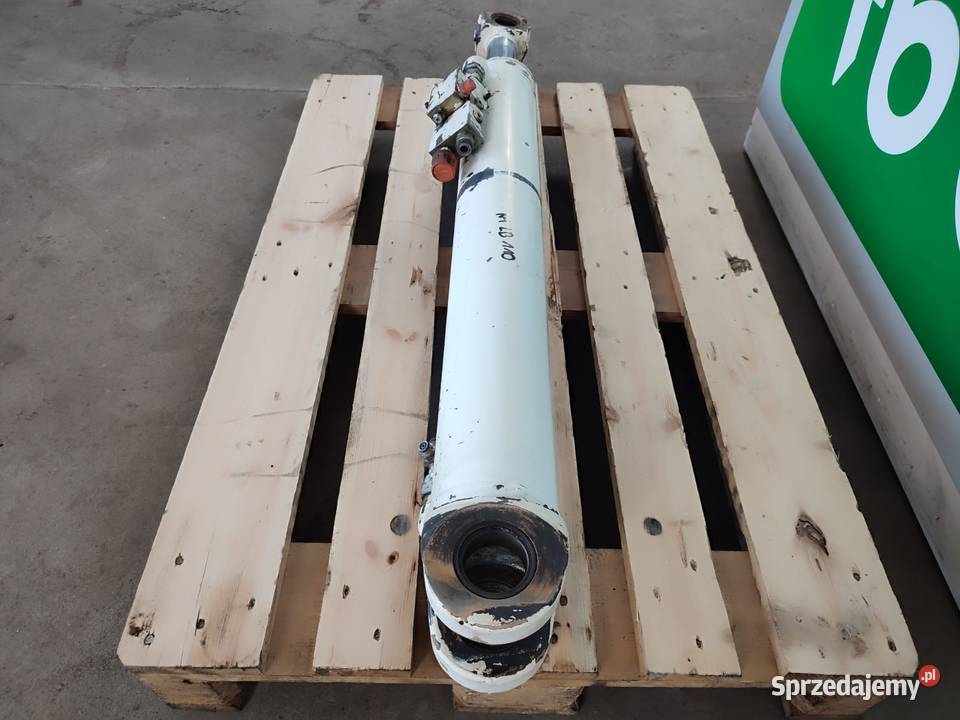 Siłownik hydrauliczny ramienia Holland LB 110