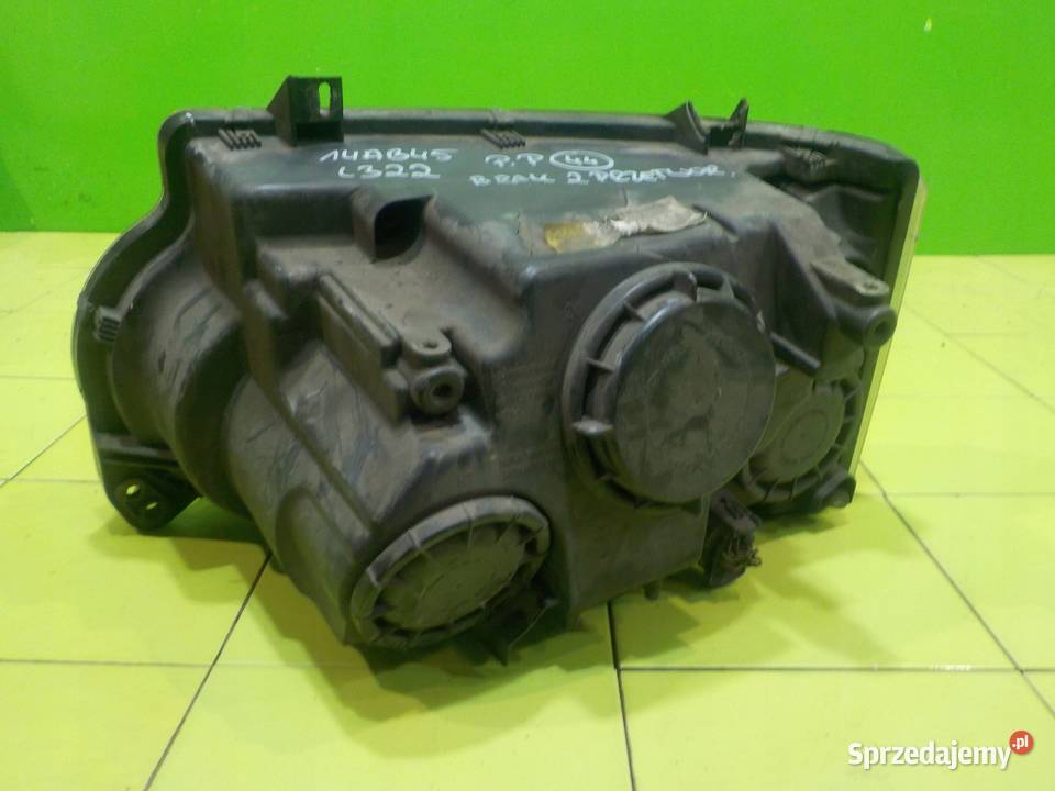 RANGE ROVER L322 IV LIFT 07r 5D lampa prawa Suków