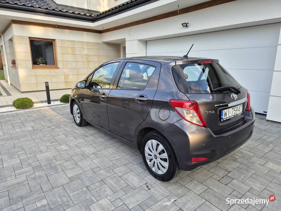 Toyota Yaris Prywatnie Salon Polska Bezwypadk 1400cm3 mazowieckie Warszawa
