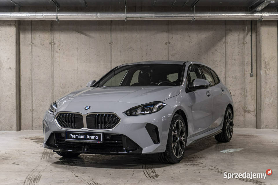 BMW 120 BMW 120 Dostępny ręki F70 2024 gniazdo USB Łódź