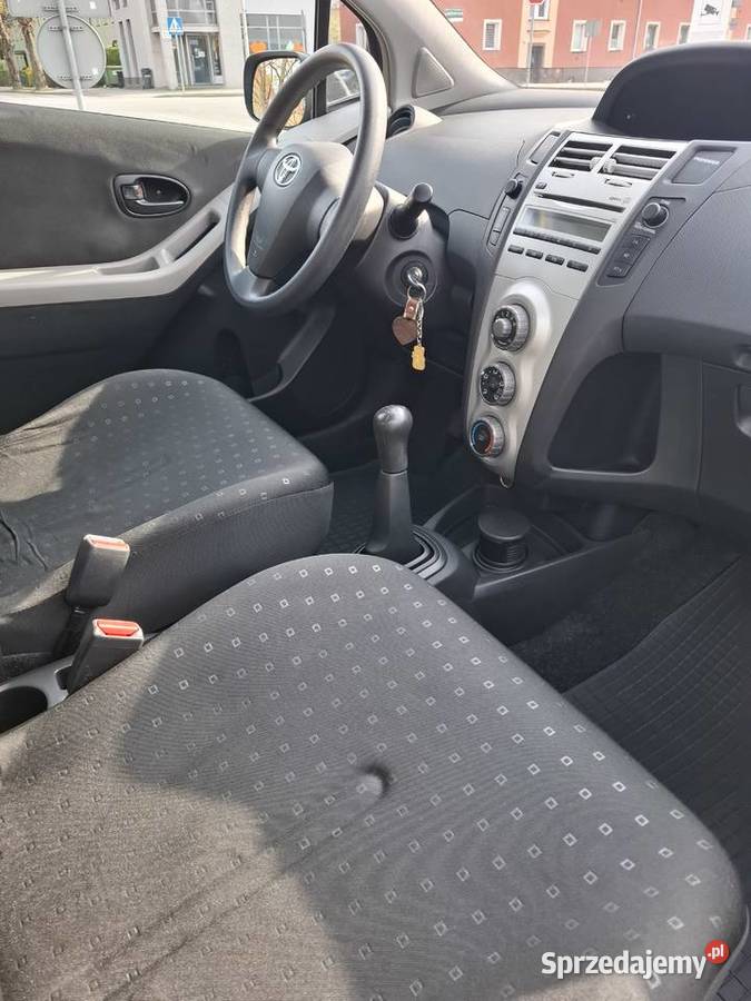 Zadbana Toyota Yaris Terra Premium Kędzierzyn-Koźle