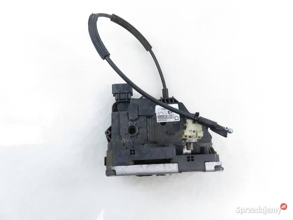 ZAMEK PRAWY PRZEDNI OPEL MERIVA B CORSA D małopolskie