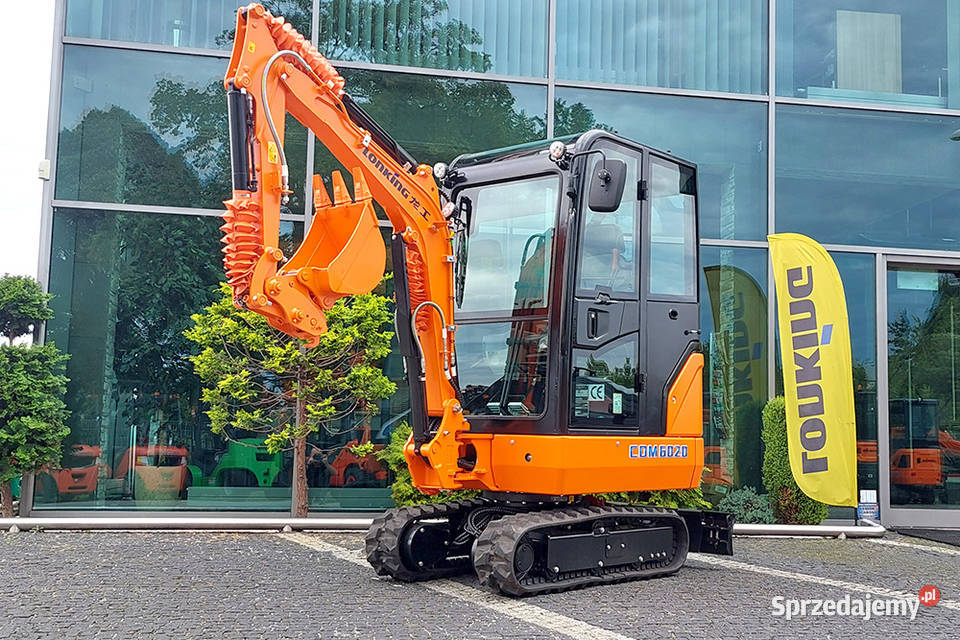 Minikoparka gąsienicowa Lonking CDM 6020 1940 Koparki Kęty