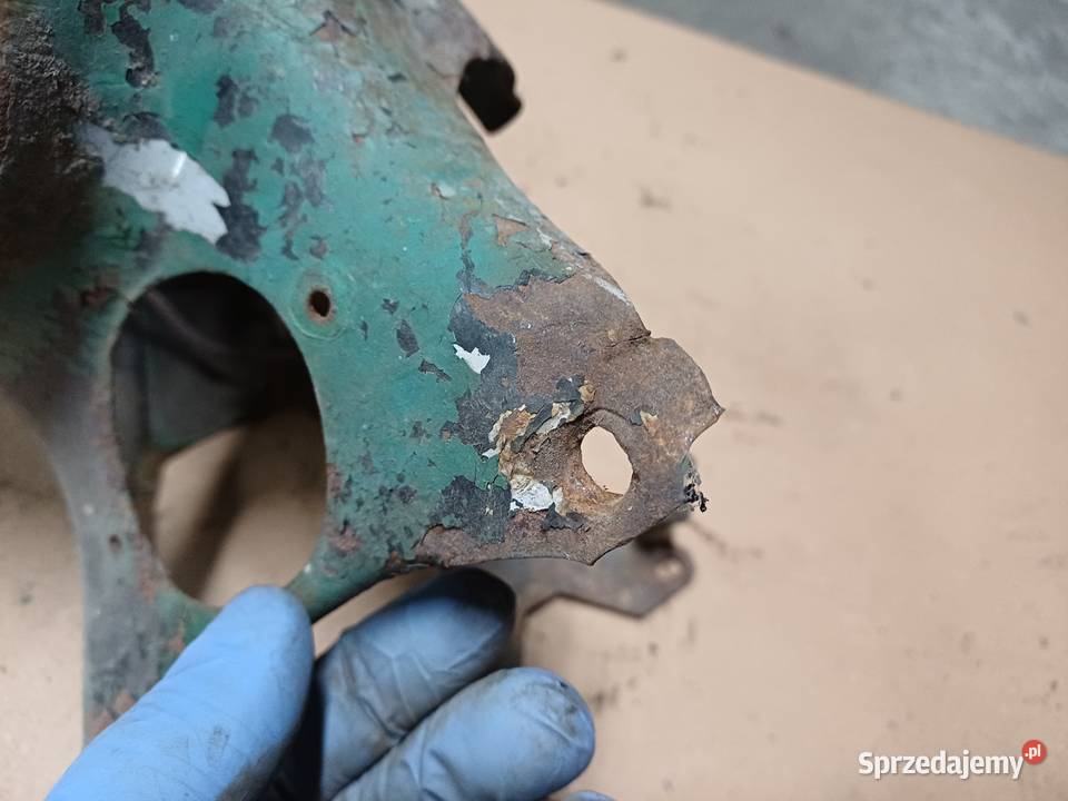 Lampa Przód Komar 2330 2350 232 Sztywniak Obudowy lamp i żarówek