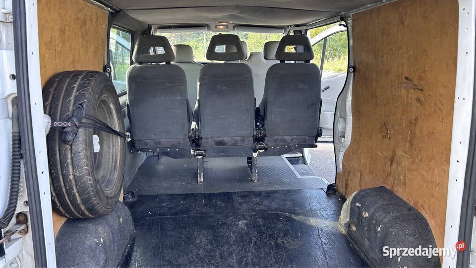 Opel Vivaro Long 6 osobowy brygadówka Trafic kupiony w polskim salonie Jaworzno