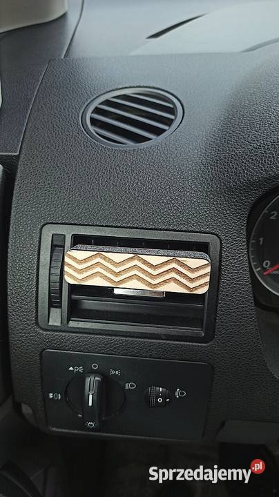 Elegancki Zapach do Samochodu z Drewna