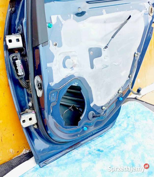 OPEL INSIGNIA A KOMBI DRZWI PRAWY TYŁ CAŁE DO Radom