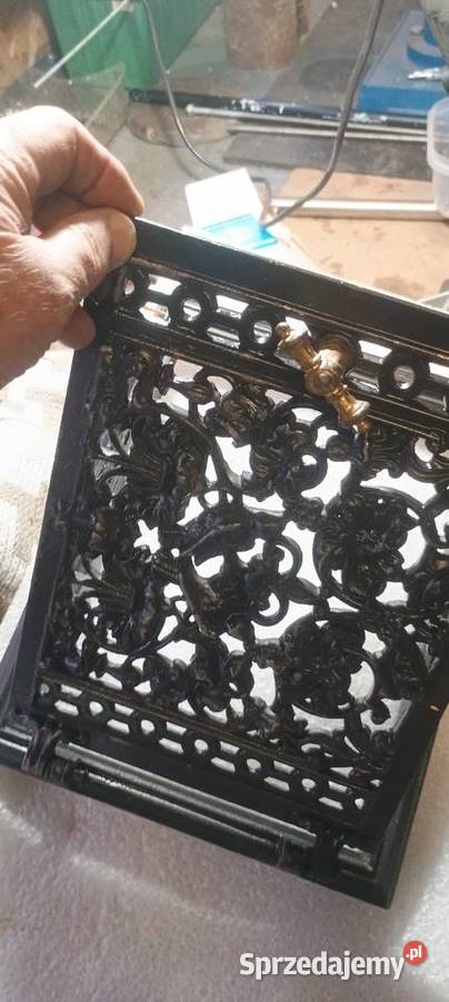 Ażurowe drzwiczki żeliwne do pieca Ręków