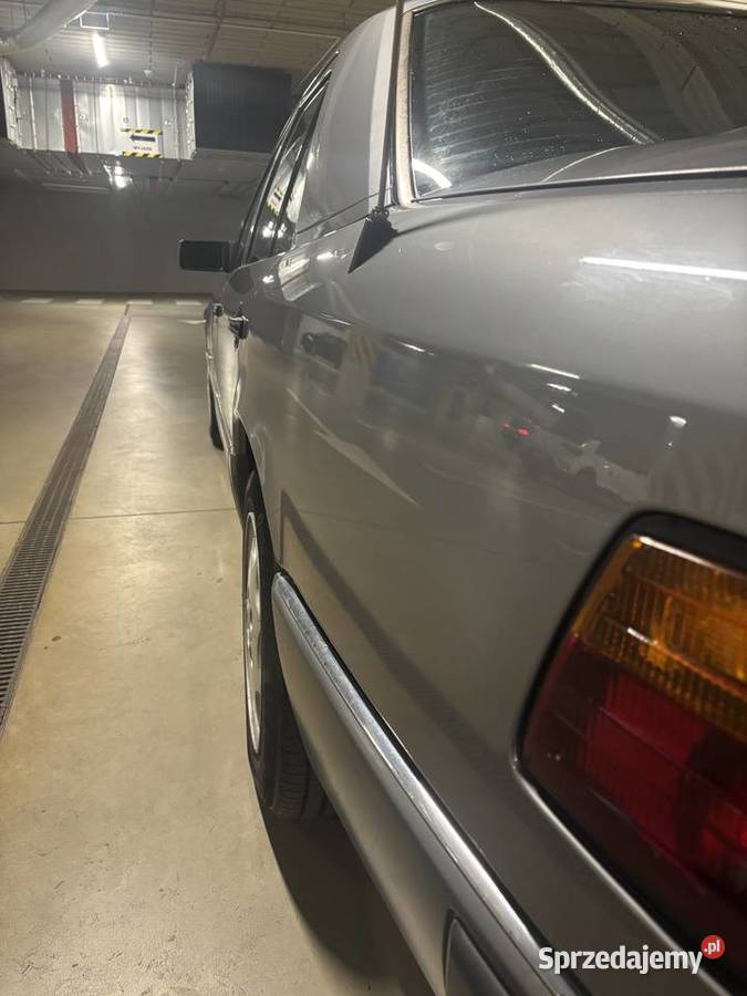 Mercedes w124 26 automatStan idealny sprzedam