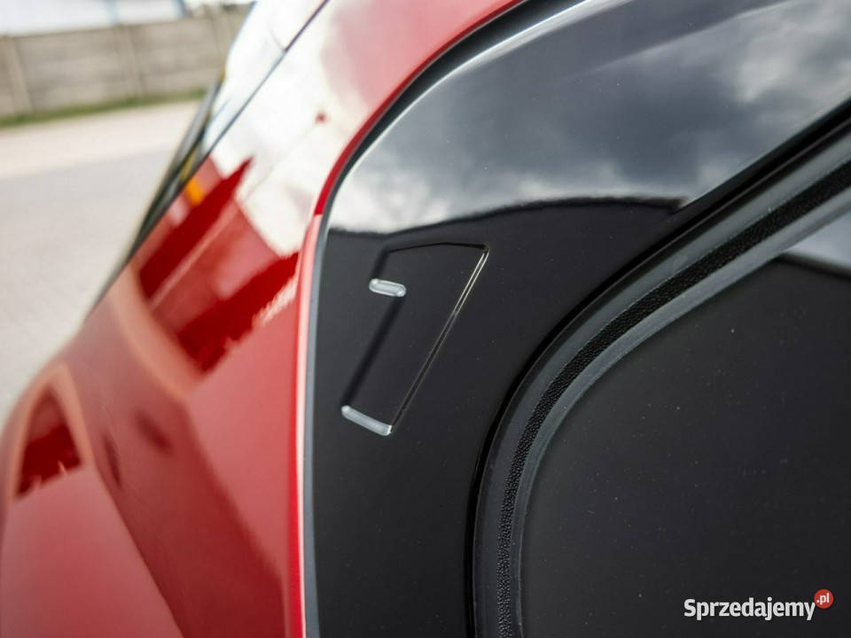 BMW 116 BMW 116 Dostępne ręki F70 2024 gniazdo SD Łódź