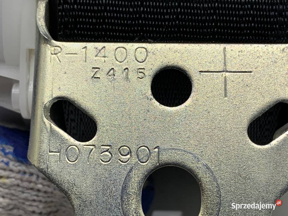 PAS BEZPIECZEŃSTWA TYŁ ŚRODKOWY TOYOTA YARIS III podkarpackie