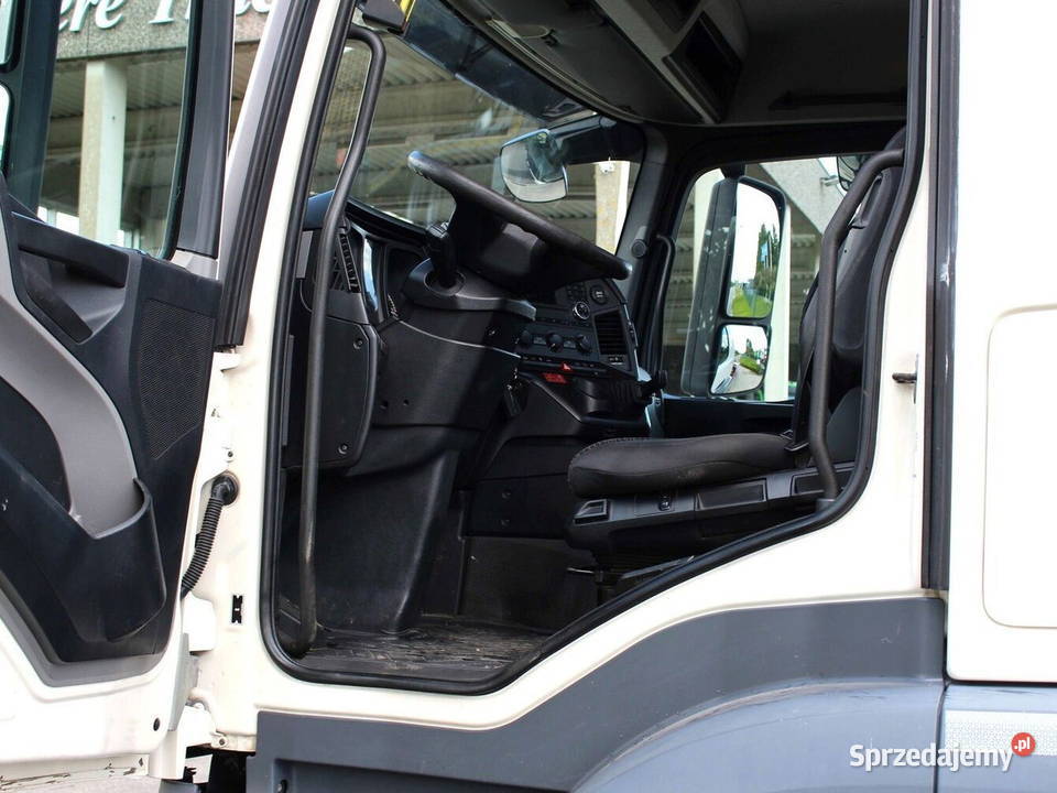 Hakowiec 2 osiowy Mercedes nie Warszawa sprzedam